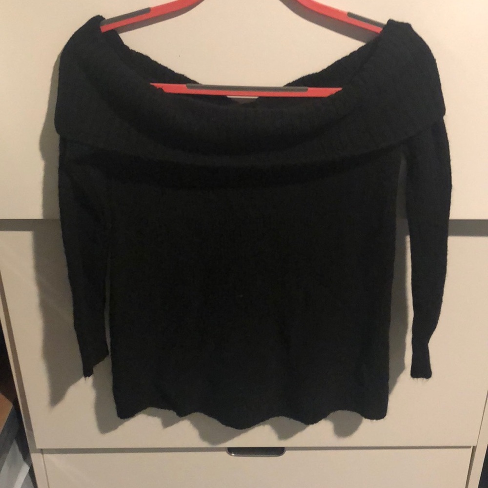 American eagle off the shoulder sweater